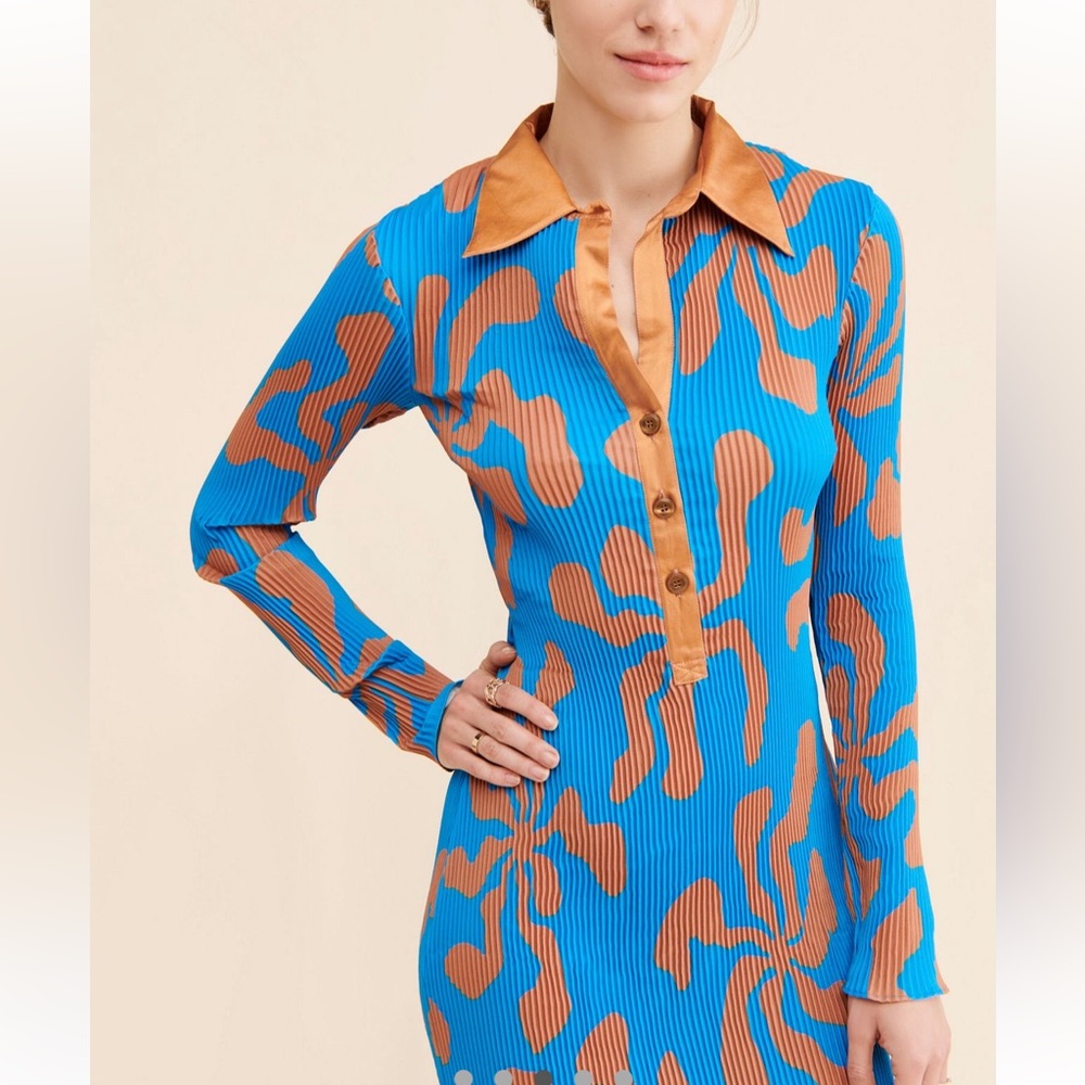 NWT Arthur Apparel Crimped Midi Dress Blue Tan Orange Hawaiian Print Size 4